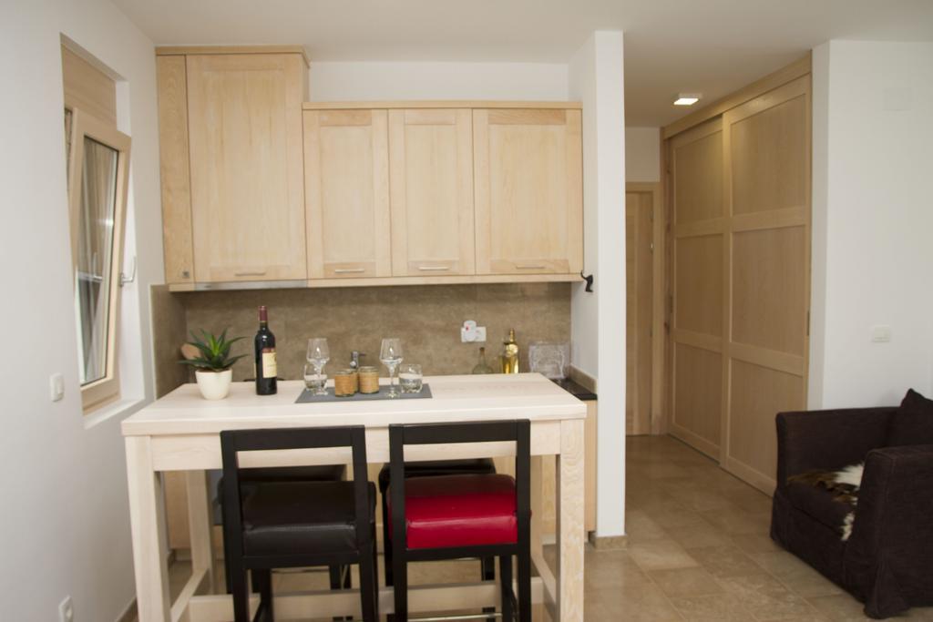 Apartments Brezanin 수토모레 외부 사진