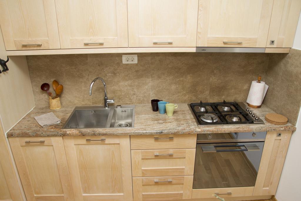 Apartments Brezanin 수토모레 외부 사진