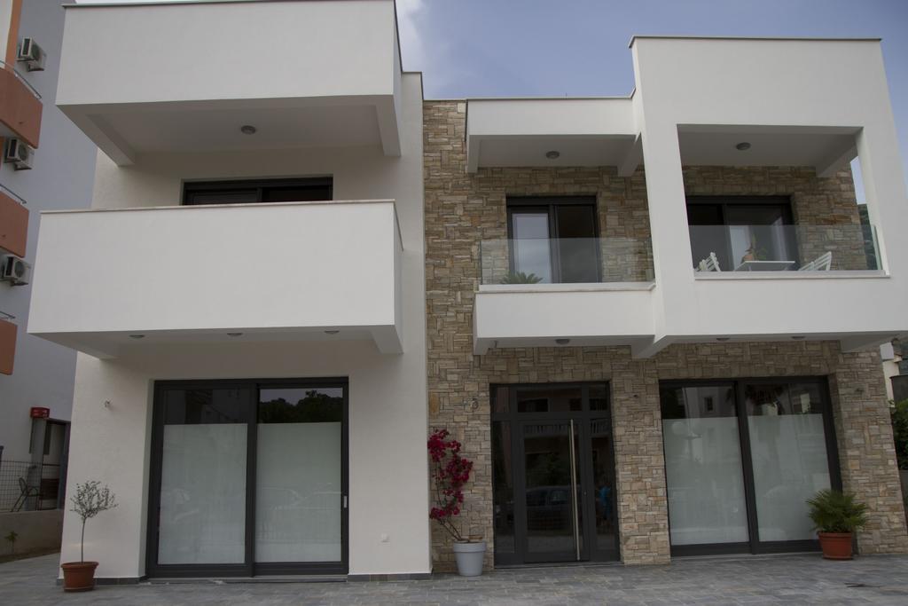 Apartments Brezanin 수토모레 외부 사진